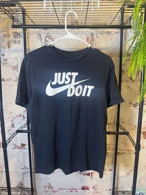 Nike Black T-Shirt with White 'Just Do It' Logo - Men's Short Sleeve